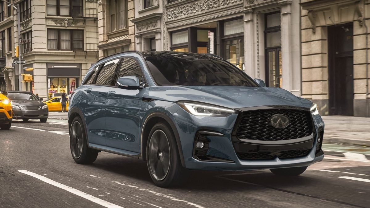 2022-infiniti-qx50-suv-driving-road.jpg.ximg.l_12_h.smart.jpg